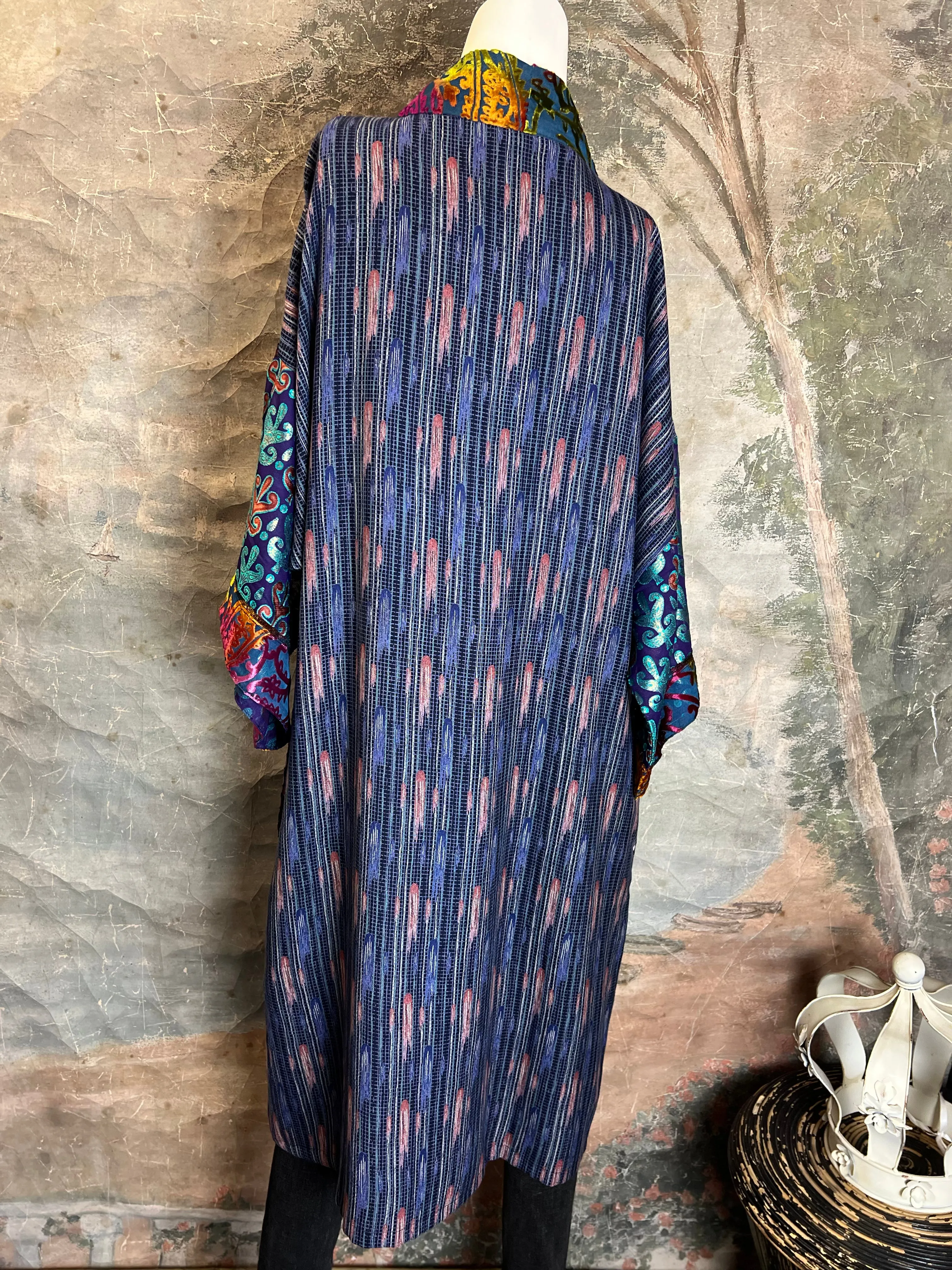 5859 Orchid Artsy Duster