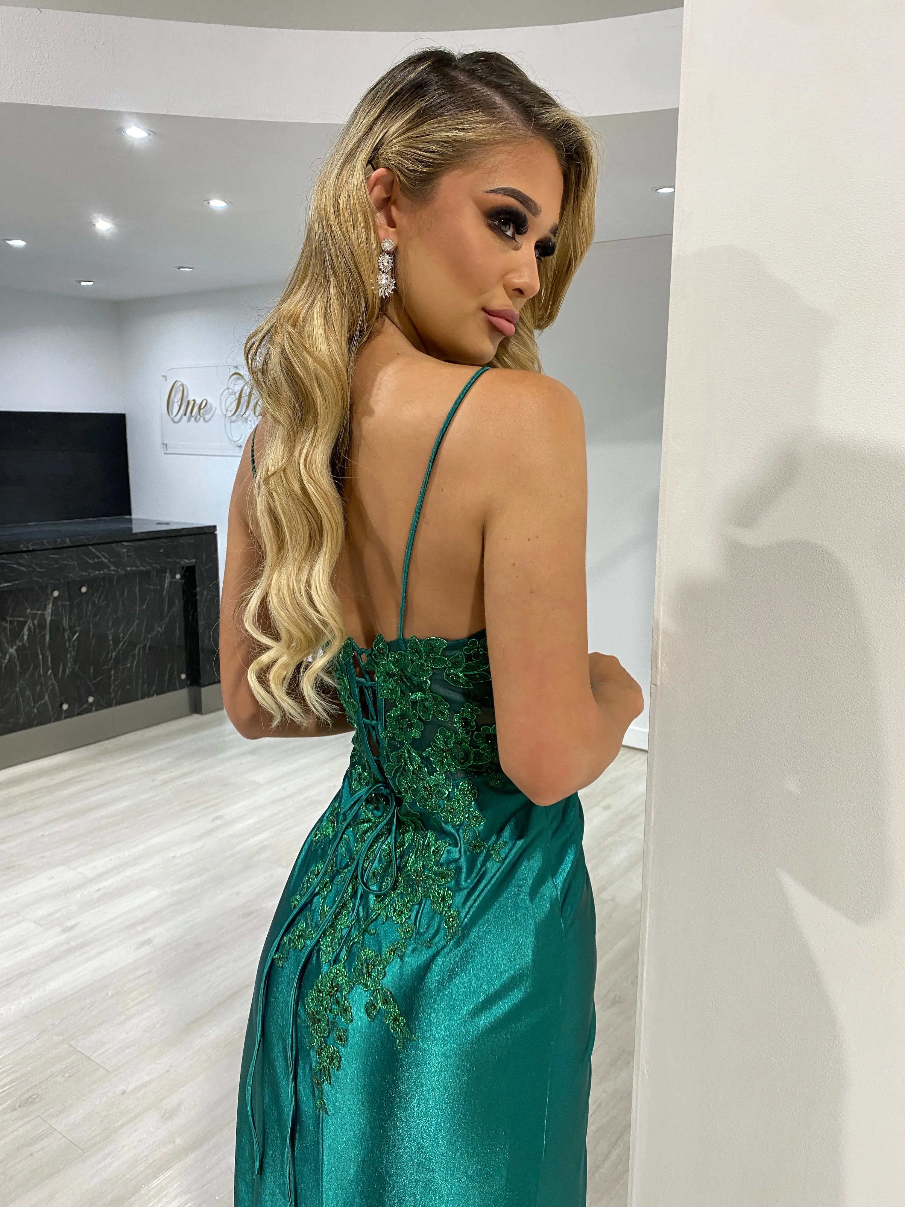 Elegant ALVA Lace-Trim Corset-Back Formal Dress in Silky Fabric