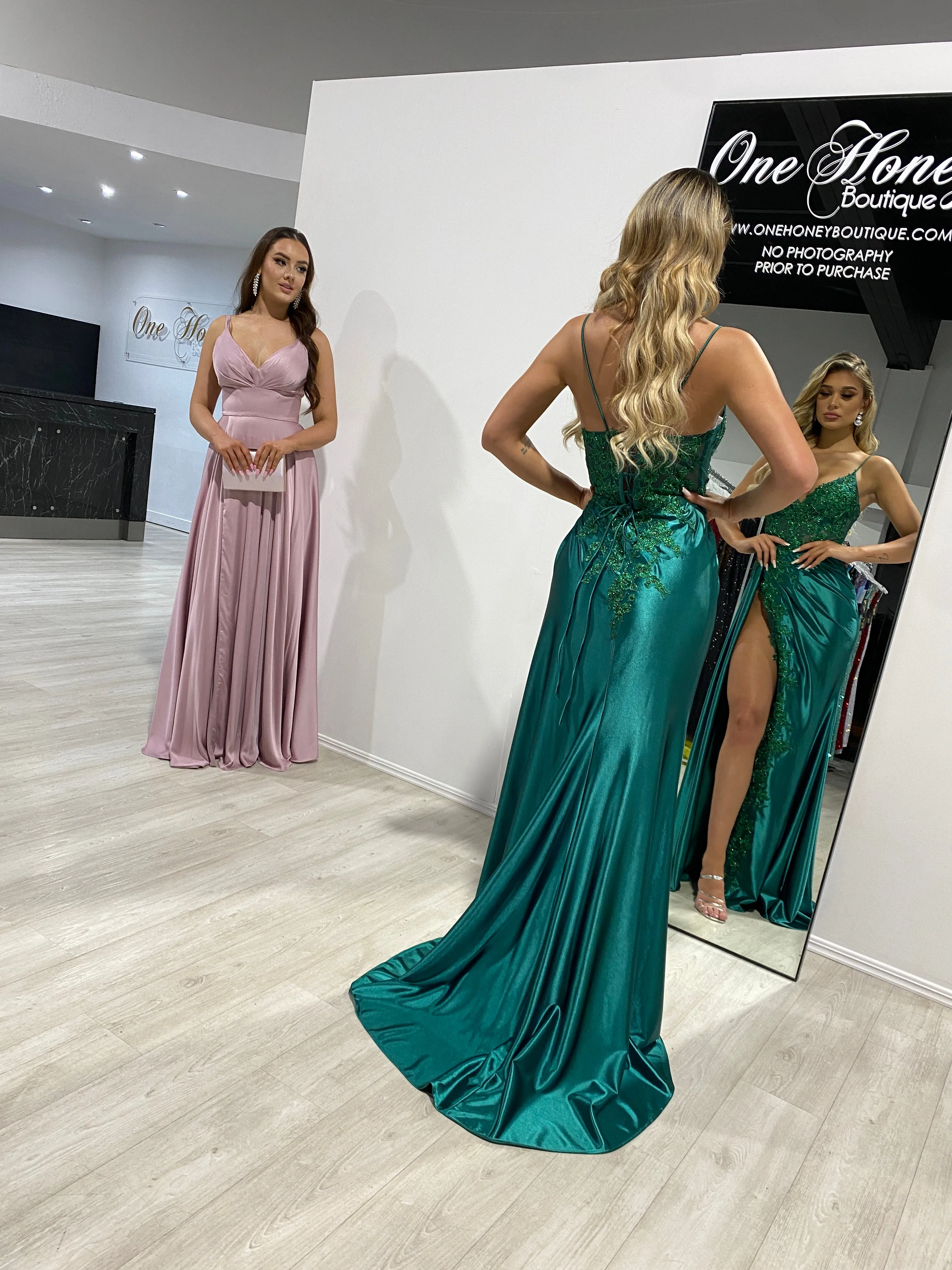 Elegant ALVA Lace-Trim Corset-Back Formal Dress in Silky Fabric