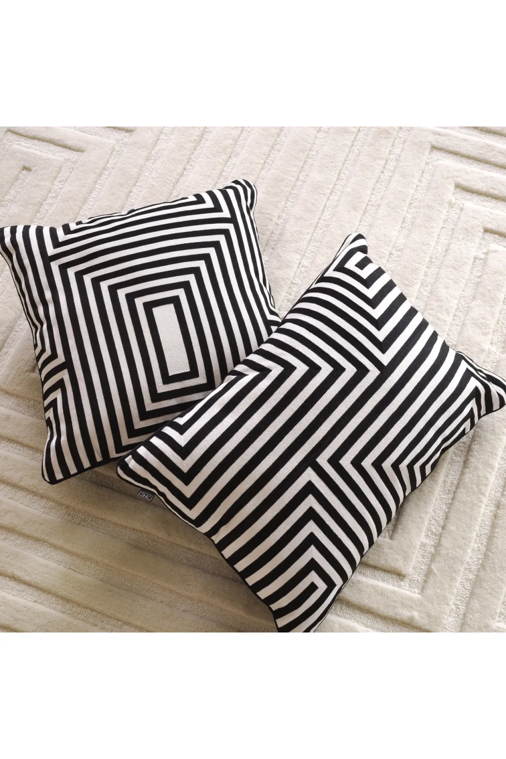 Black & White Square Pillow | Eichholtz Spray