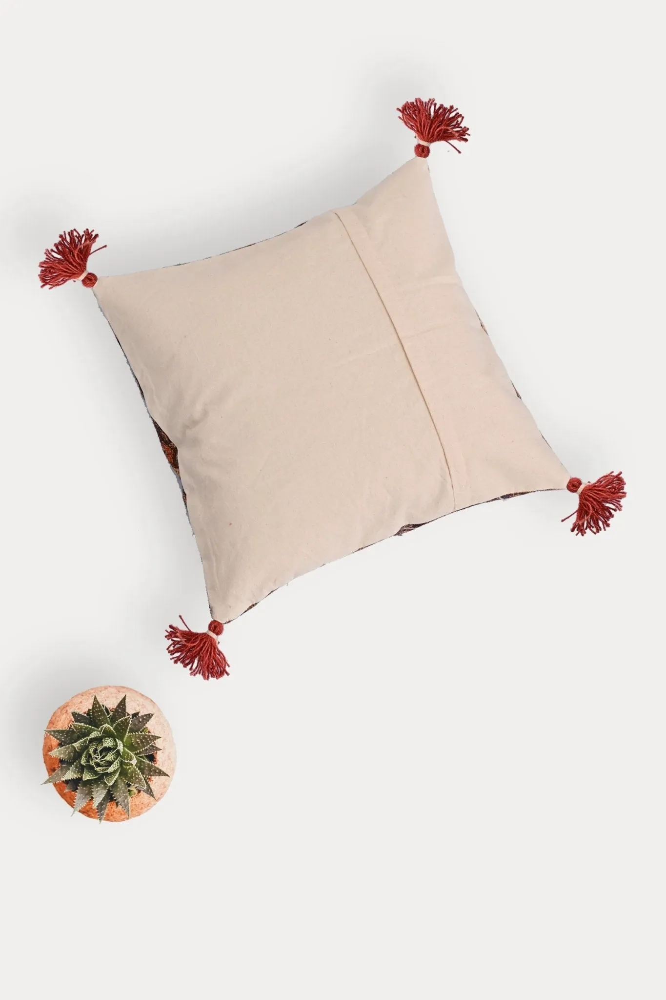 CALGARY - SQUARE CUSHION COVER