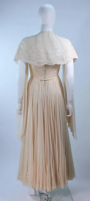 COUTURE Circa 1950s Cream Silk Gown & Wrap Size 2