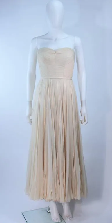 COUTURE Circa 1950s Cream Silk Gown & Wrap Size 2