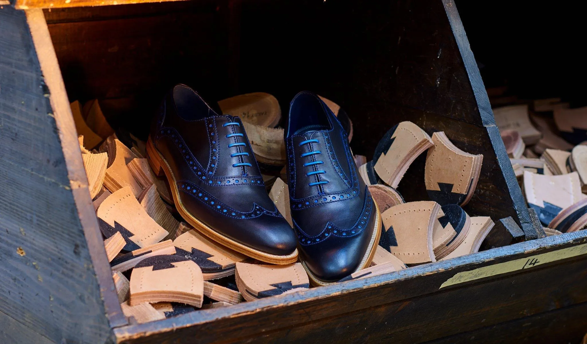 Grant - Walnut / Navy Calf / Paisley Laser