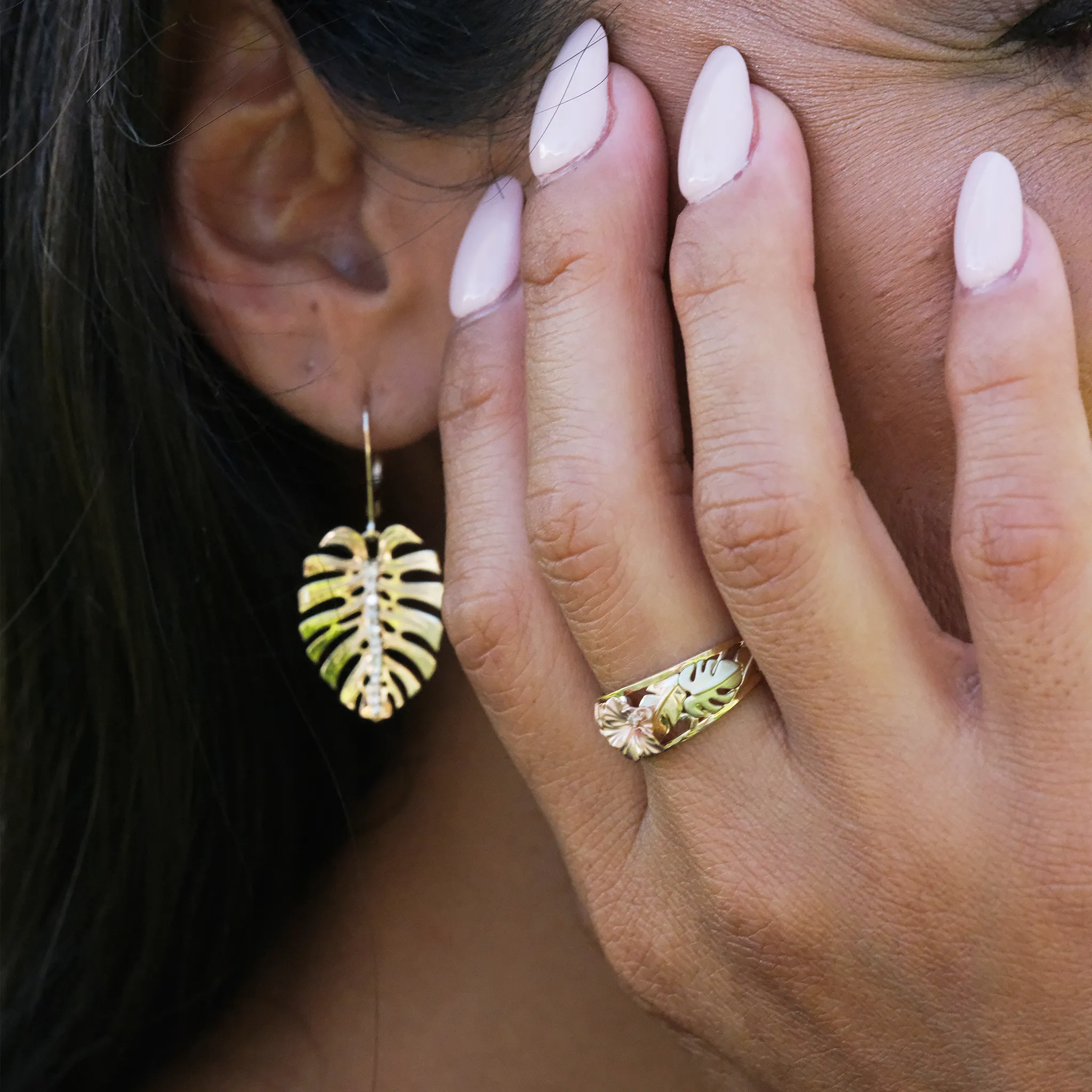Hawaiian Gardens Hibiscus Ring in Tri Color Gold with Diamonds - 8mm