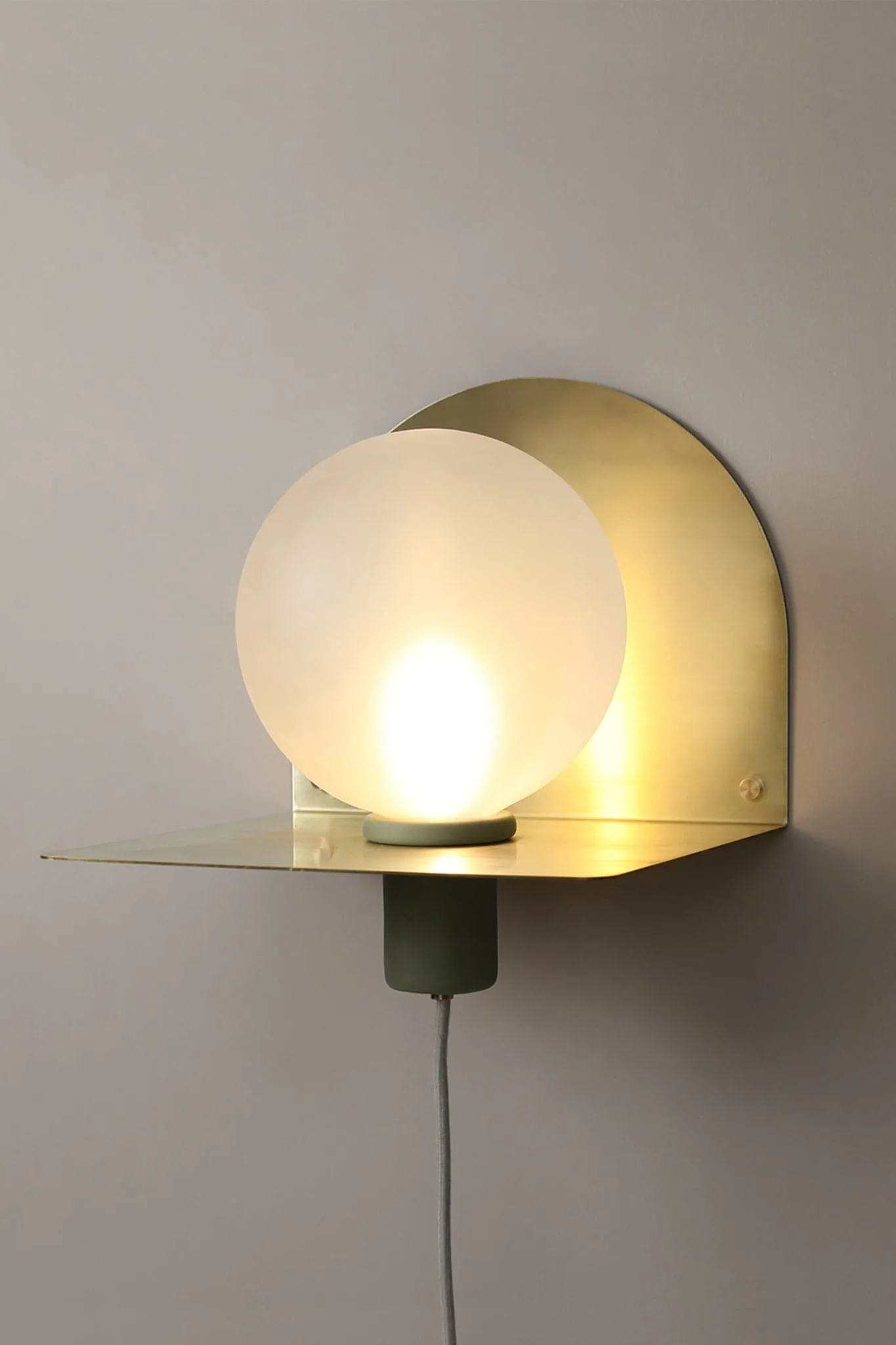 LUNE WALL LIGHT