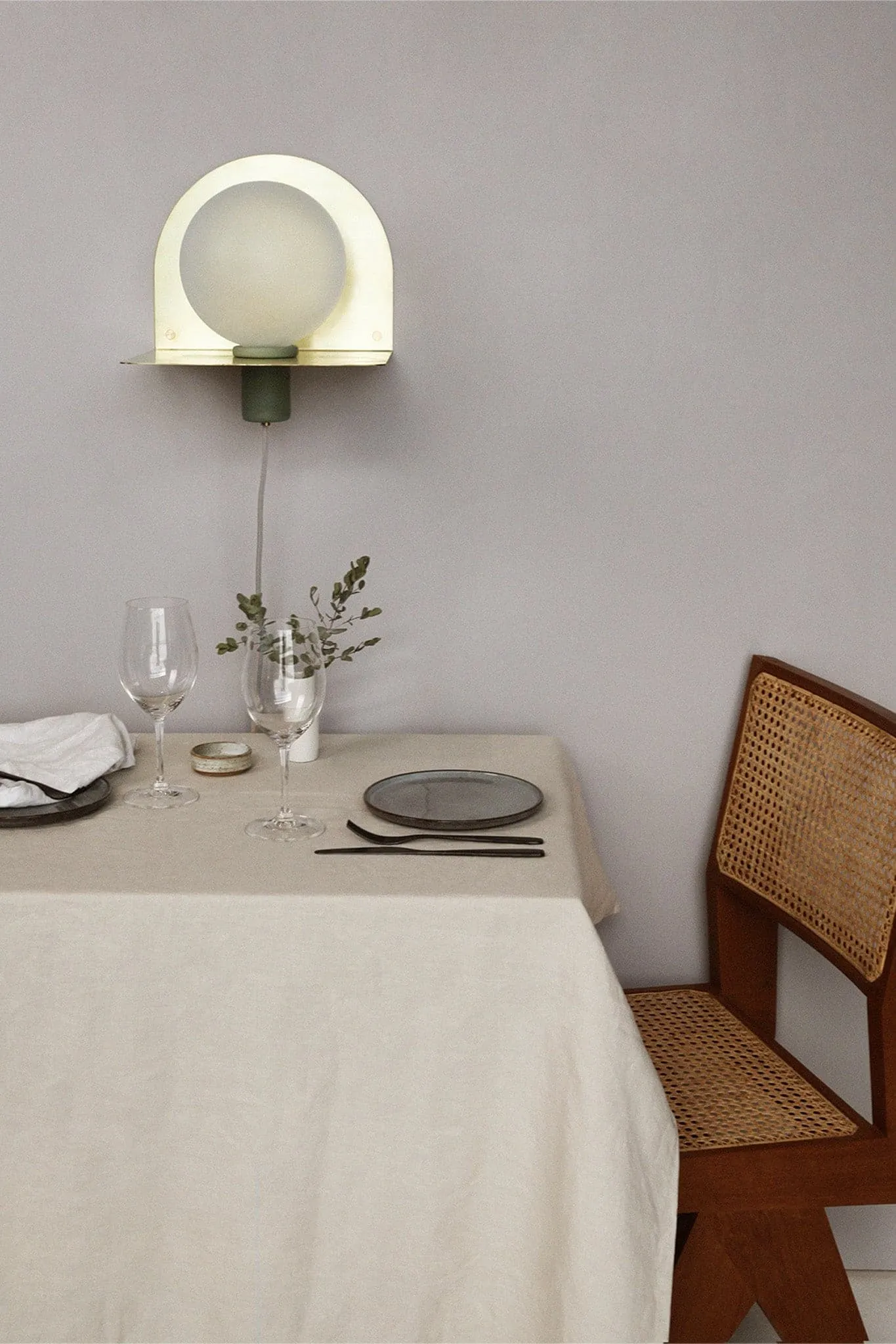 LUNE WALL LIGHT